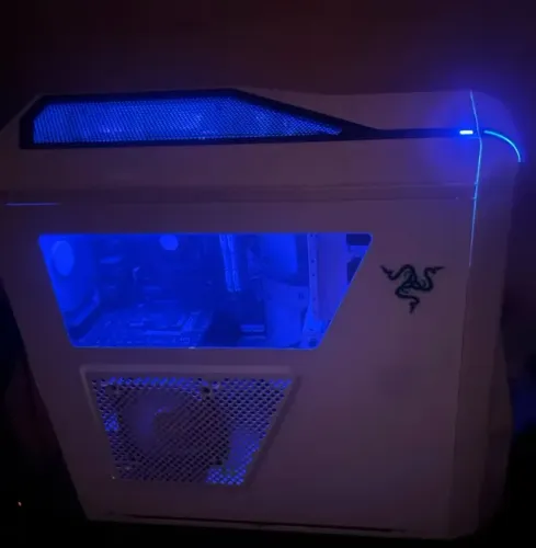 PC Desktop AMD FX-6300 | 8GB RAM | R7 250 | Fonte Corsair 500W (Leia a Descrição)