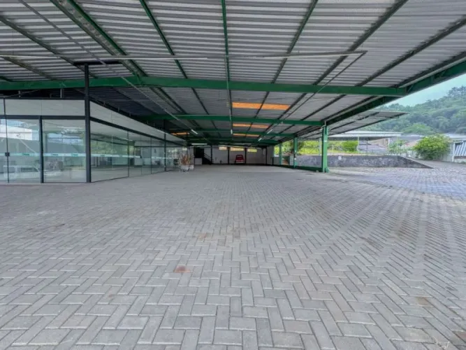 Galpão à venda, 1520 m² por R$ 9.000.000 - Velha - Blumenau/SC