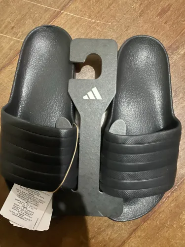 Chinelo Adidas