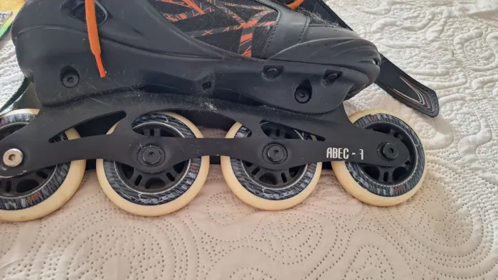Patins Inline Adulto Tam. 38 - 4 Rodas + Alça para Transporte