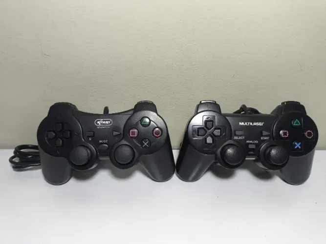 2 Controles USB com Fio para PC PS3 Seminovos