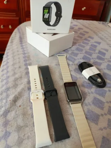 Samsung Galaxy Fit3 + 2 pulseiras