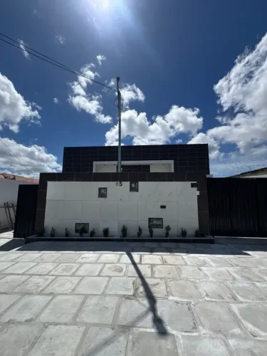 Clau/ Belíssima casa disponível nos Funcionários ll