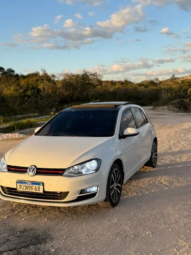 Volkswagen Golf Highline 1.4 TSI Total Flex Aut. 2017