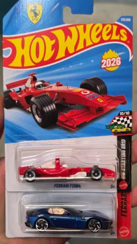 Hot Wheels Ferrari F2004 e Ferrari 12cillindri