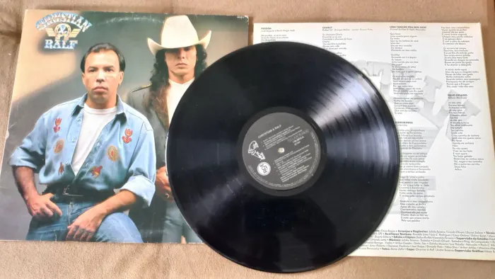 LP disco vinil Crystian e Ralf 1991 com encarte Yolanda o ipê e o prisioneiro vira virou