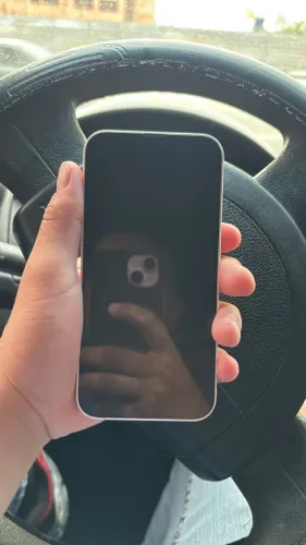 iPhone 13 peças