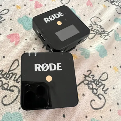 Microfone Lapela RODE, para câmera e iPhone