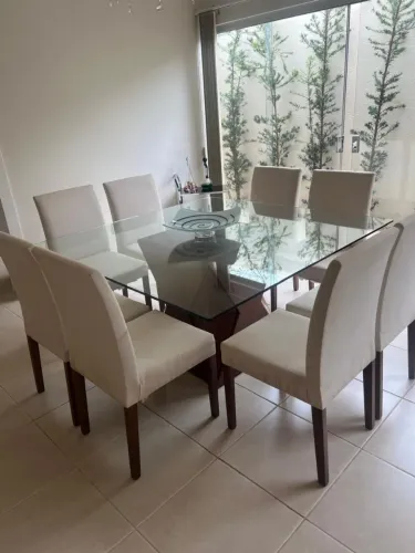 Venda de móveis por motivo de mudança.