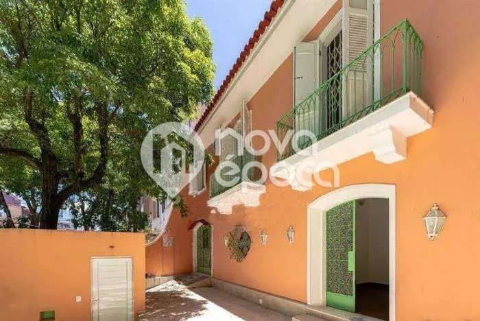 Urca | Casa 5 quartos, sendo 2 suites