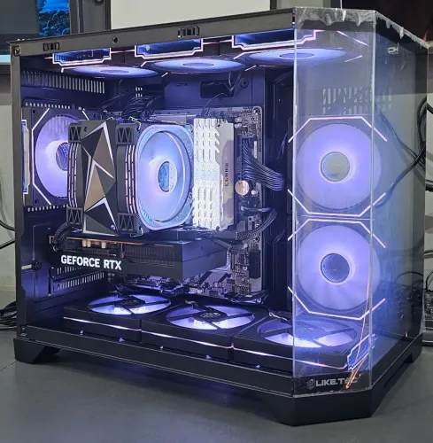 Super pc gamer core 7 ultra 265 64GB Ram 6000mhz Rtx 5060 8GB ssd mvme 2TB