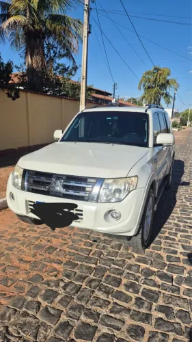 Mitsubishi Pajero HPE Full 3.2 4X4 T.i.dies. 5P AUT 2014