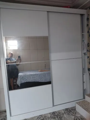Vende guarda roupa casal