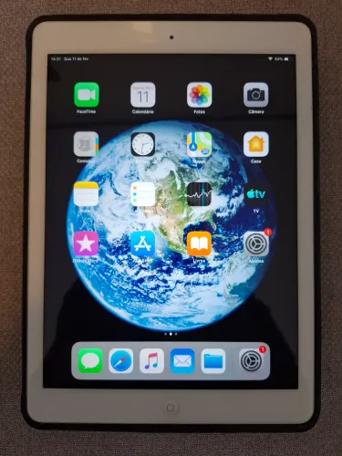 Ipad A1475 Com Capa + Carregador