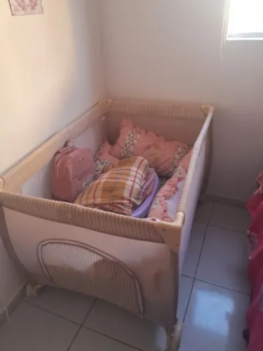 Vendo berço portátil cercadinho Desmontável 
