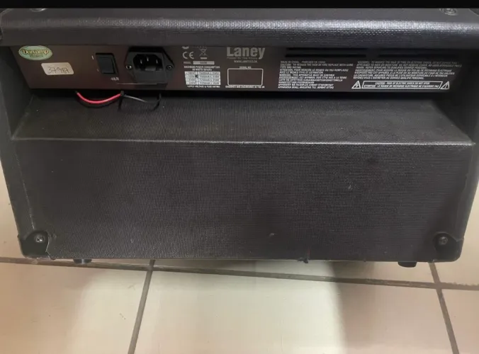 Amplificador Laney La35c Acoustic Para Violão E Voz - Usad0! Marrom 120v