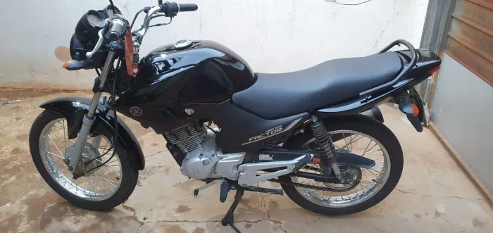 Yamaha Factor 125 2011 Pintura nova