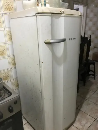 Geladeira Eletrolux