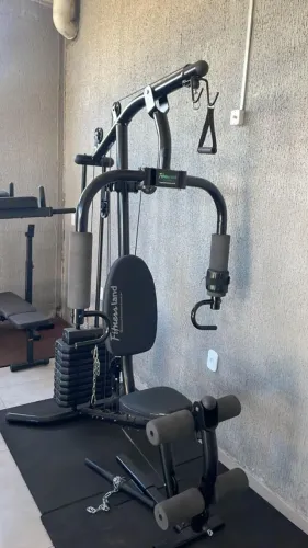 M- ESTAÇÃO DE MUSCULAÇÃO PARA RESIDÊNCIA E ACADEMIA. TREINOS ILIMITADOS.