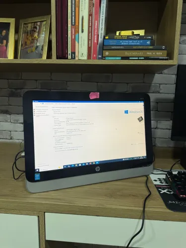 HP all in one 19 
