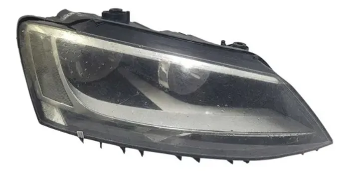 Farol Direito Vw Jetta 2011 Á 2018 Direito/passageiro