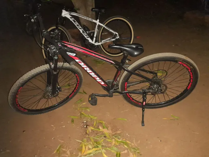 Bicicleta aro 29 pra vender ou trocar barata cuida