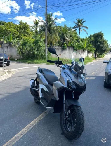 MOTO ADV AUTOMÁTICA IMPECÁVEL 