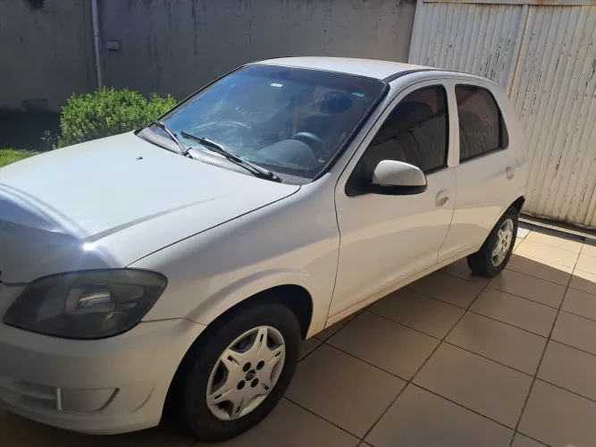 Chevrolet Celta Spirit/ LT 1.0 MPFI 8V Flexp. 5P 2013