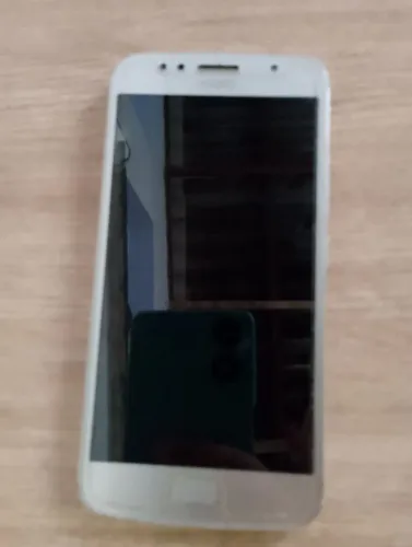  Vendo celular Moto G 4 32 giga pra retirada de peças vem com as propostas 