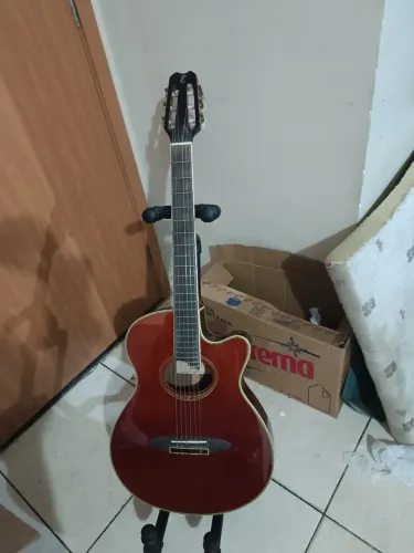Violão elétrico  Tagima ventura nylon bem novo 