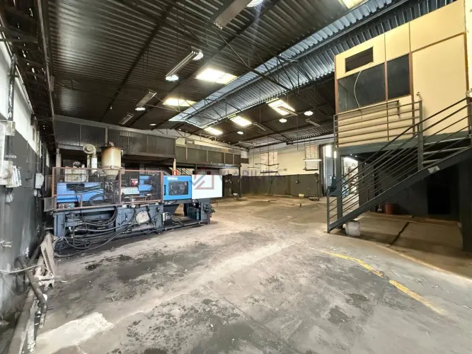 Galpão para alugar, 730 m² por R$ 15.720,00/mês - Parque Recreio - Contagem/MG