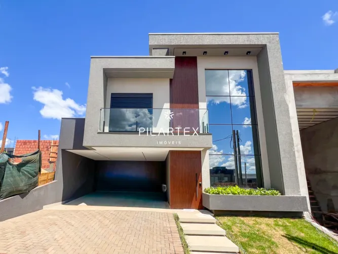 Casa a venda no condomínio Morada do Vale, Localizada atrás do Royal Forest