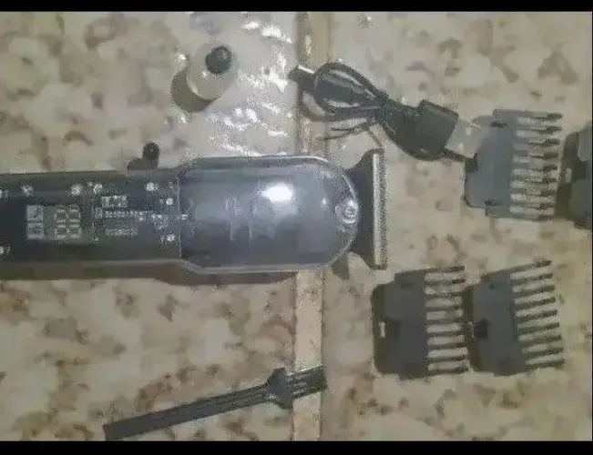 Máquina profissional de cortar cabelo