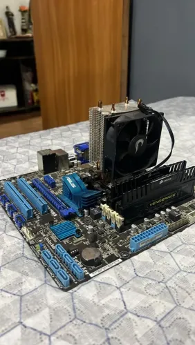 Kit AMD FX 8300 16 GB RAM