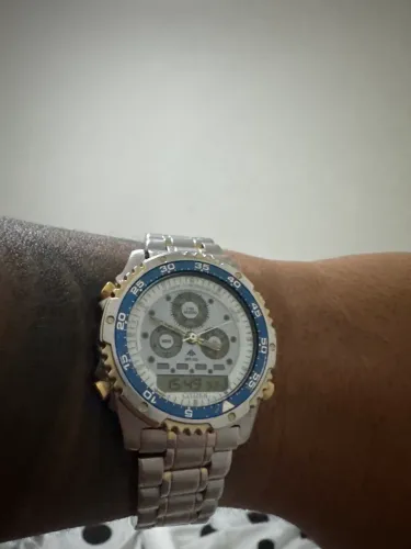 Relógio citizen c110 ( raro )