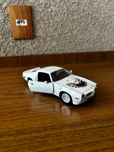     Pontiac Firebird Trans Am 1973 Miniatura