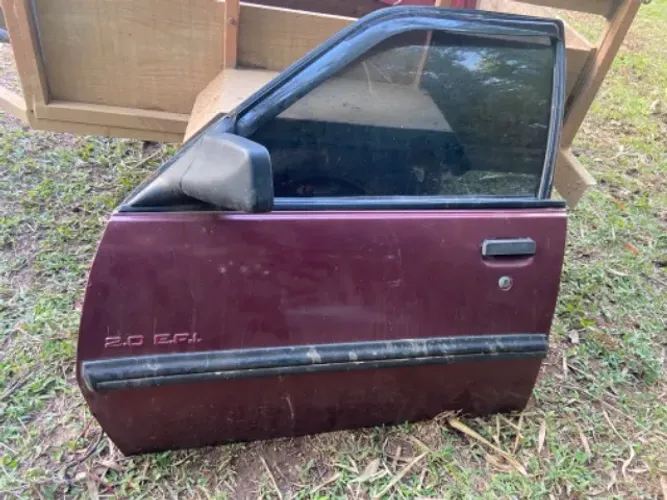 Vendo portas capô pára-lama caixa de direção monza