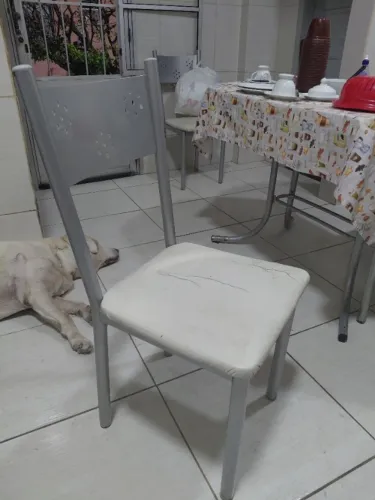 Conjunto mesa jantar 4 cadeiras