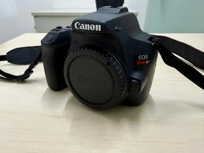 Canon EOS Rebel SL3