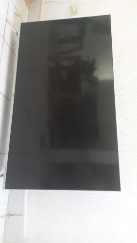 TV PHILCO 50 POLEGADAS PRA RETIRADA DE PEÇAS (APENAS COM O DISPLAY QUEIMADO)