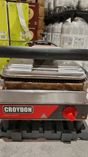 Chapa elétrica croydon