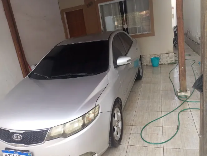 Kia Motors Cerato 1.6 16V Mec. 2010