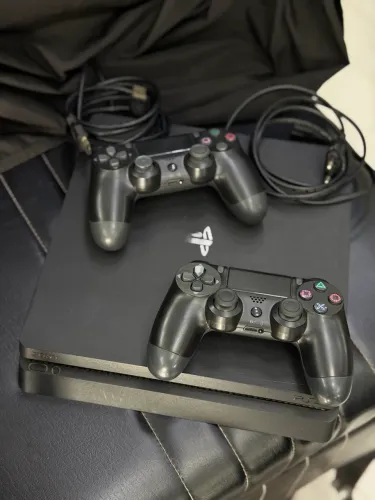 Ps4 slim