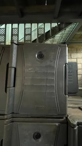 CAIXA TÉRMICA DE POLIETILENO