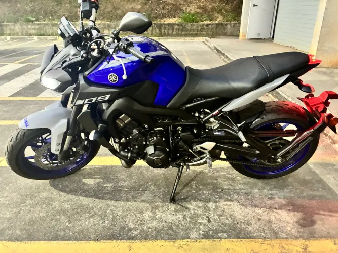 MT09 2021