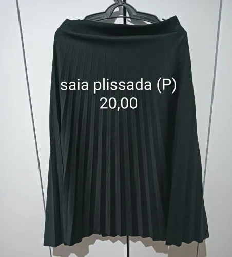 Saia plissada 