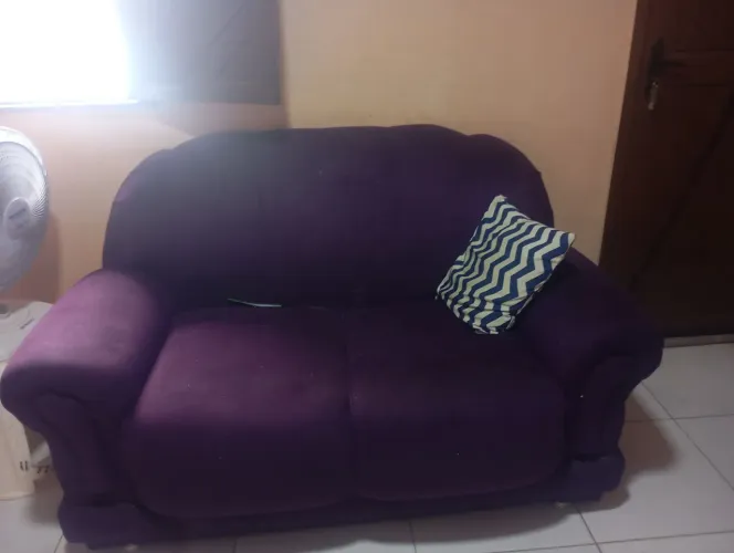 Vendo sofá 2 e 3 lugares