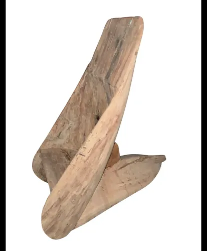 Cadeira canoa Zanine Caldas