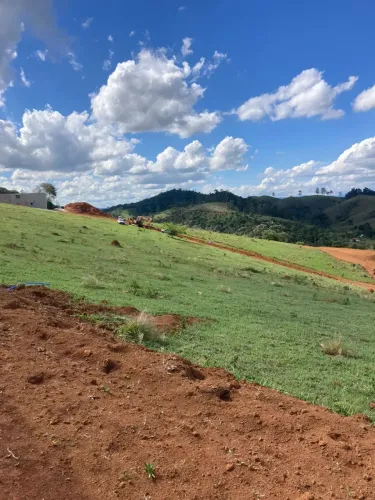 He Adquira já o seu terrenão!