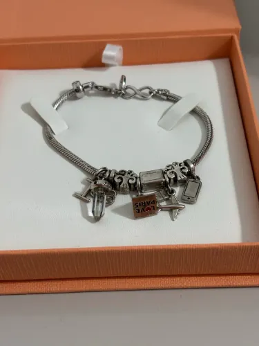 Pulseira Life Vivara + 8 pingentes